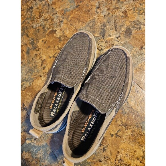 Skechers Relaxed Fit Men’s Shoes Size 11 Brown/tan  Canvas‎ EXCELLENT CONDITION - Picture 2 of 10